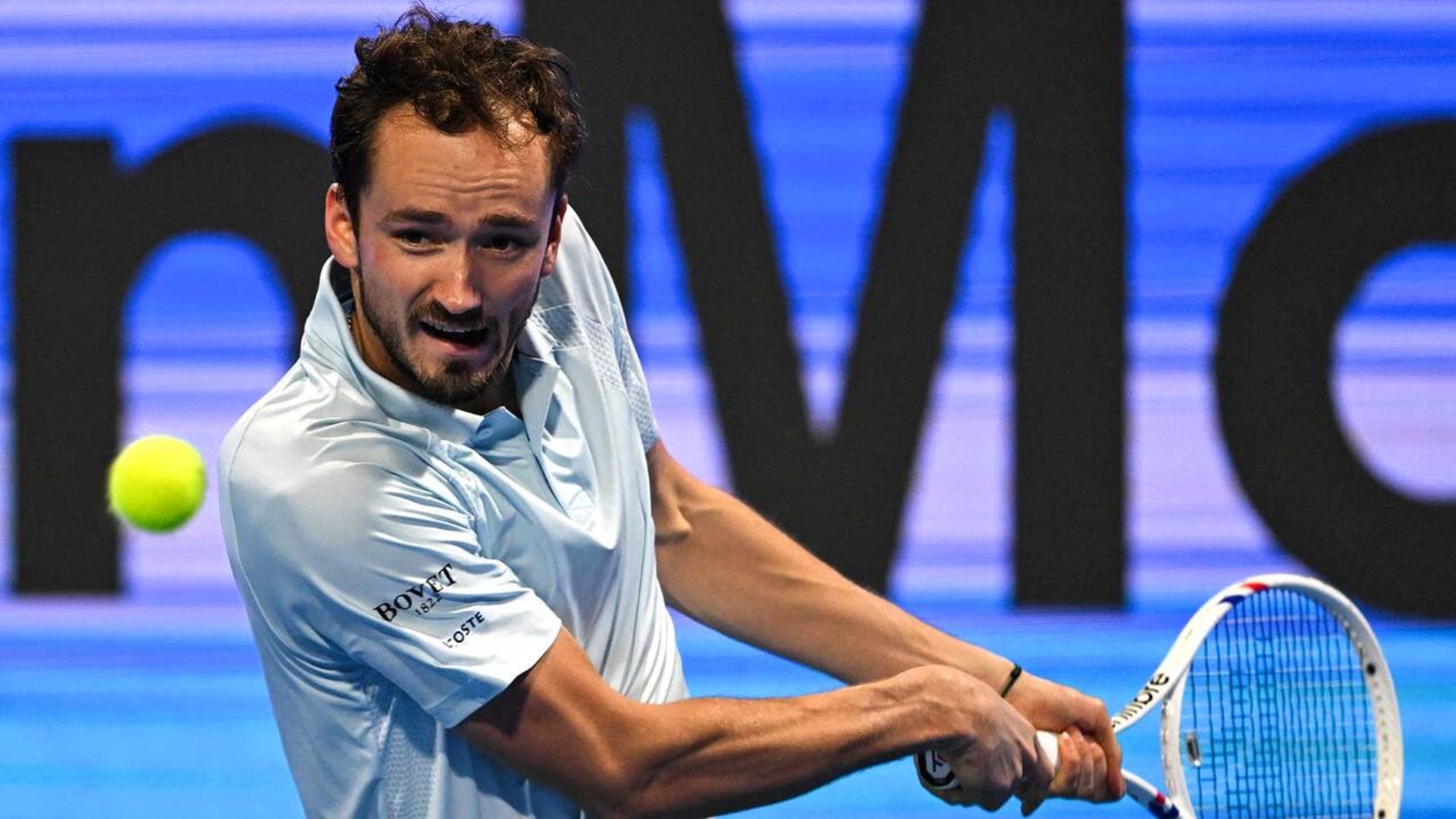 世界网球队完胜日本网球队,梅德韦杰夫制霸全场的简单介绍 世界网球队完胜日本网球队,梅德韦杰夫制霸全场的简单介绍