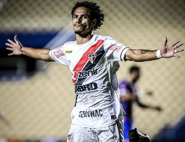 罗马强势塞内加尔,布鲁诺三分雨点燃全场的简单介绍 罗马强势塞内加尔,布鲁诺三分雨点燃全场的简单介绍