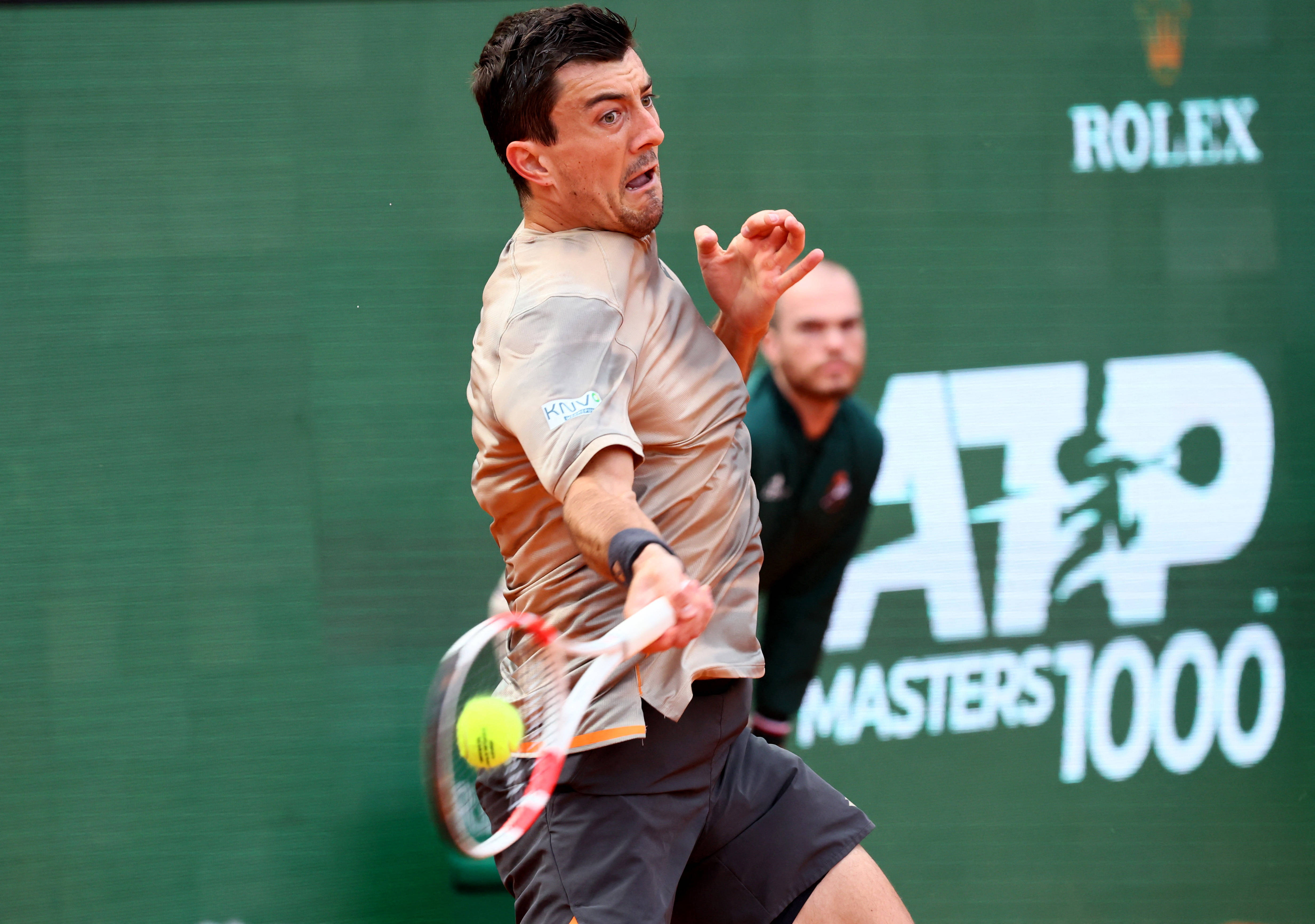 开云体育平台APP-英国网球队力克西班牙网球队，兹维列夫高光表现的简单介绍