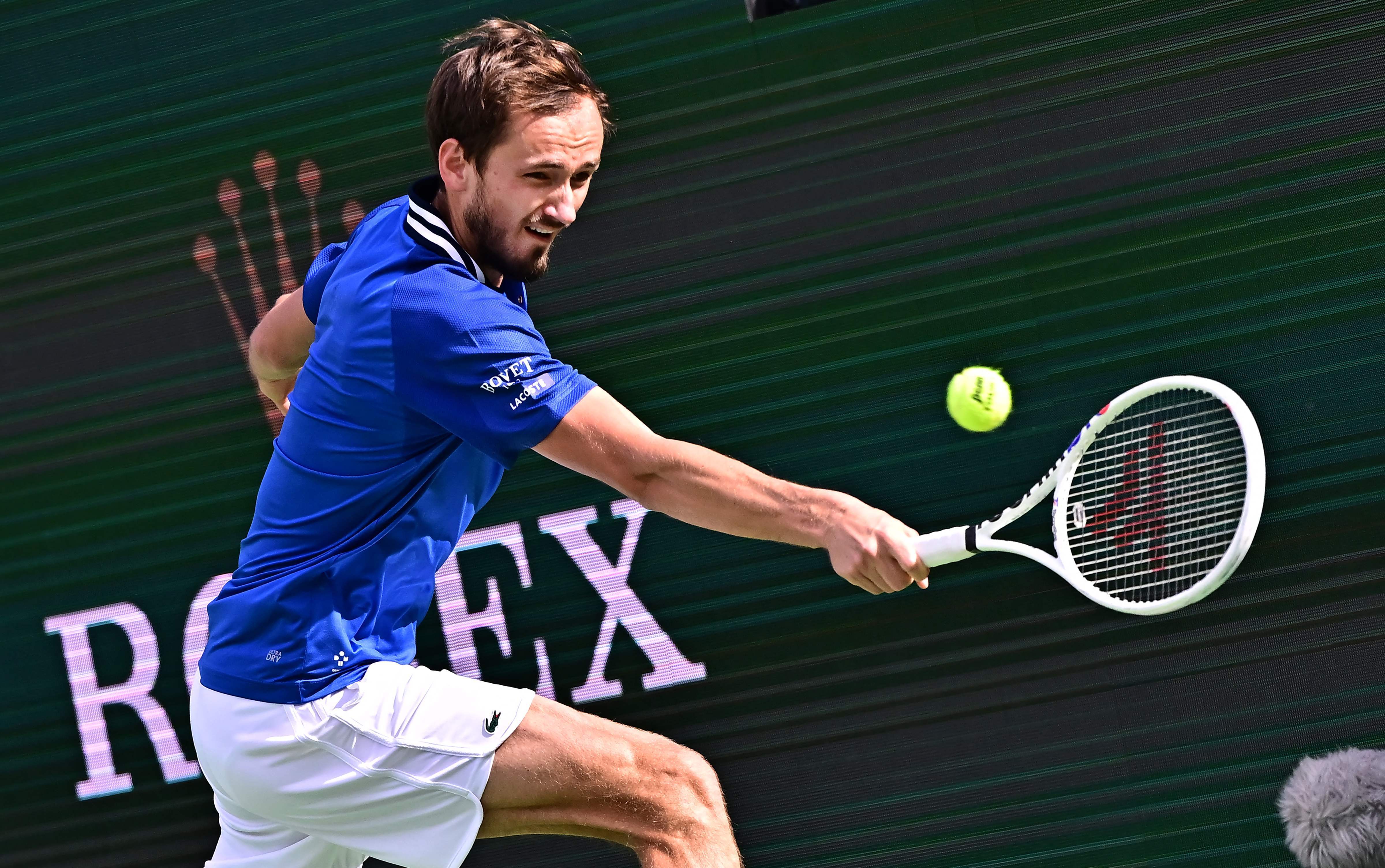 开云平台-包含英国网球队绝杀西班牙网球队,梅德韦杰夫打破历史纪录的词条