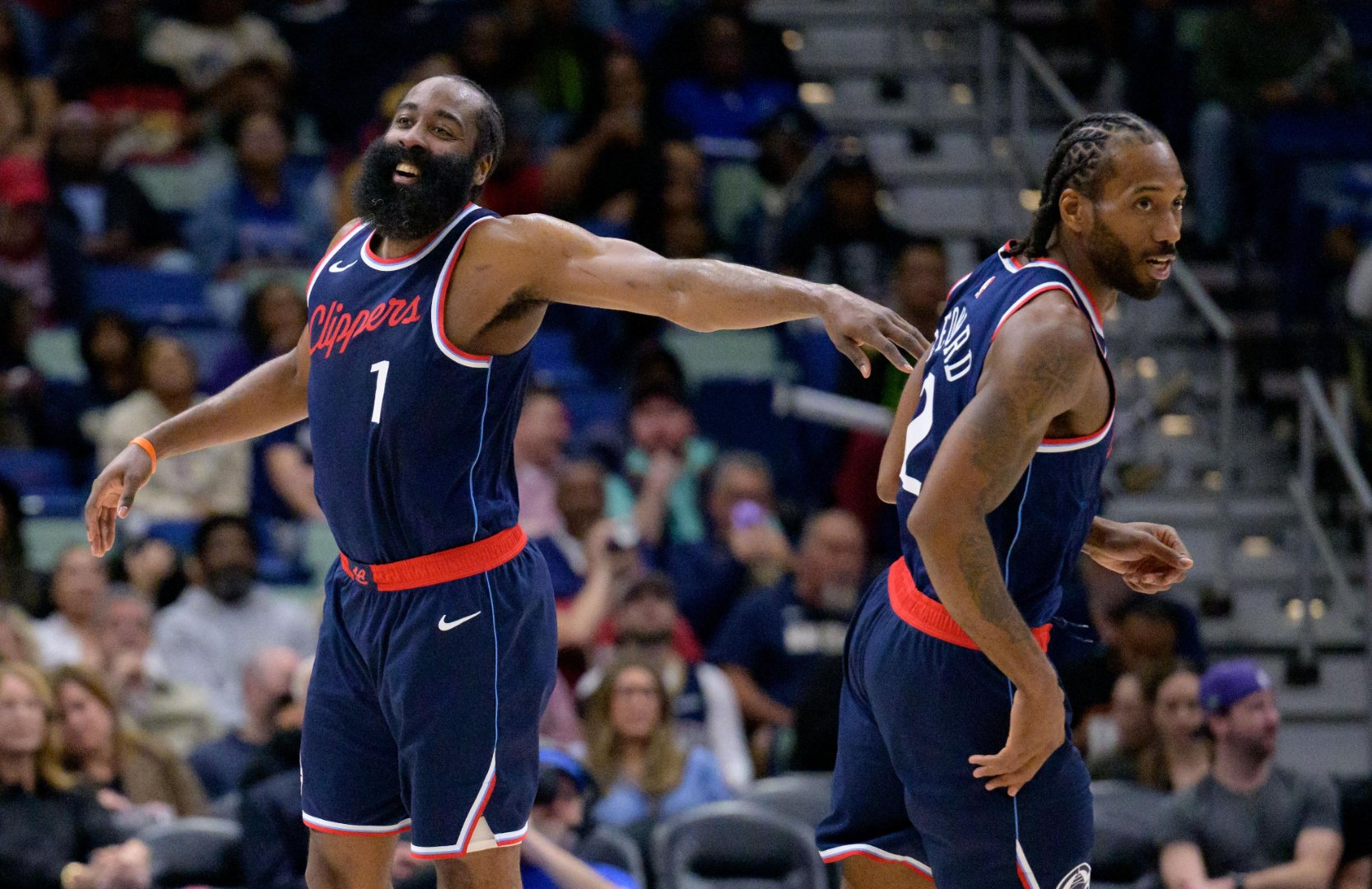 包含快船击败凯尔特人，稳坐第一的词条