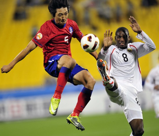 包含查尔斯领衔攻防，助力泰达争夺亚冠席位的词条