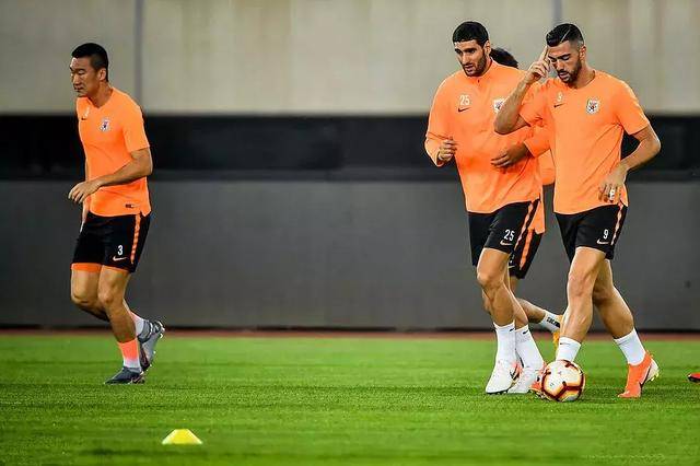 开云官方app入口-包含广厦队背水一战,绝地反击取胜的词条