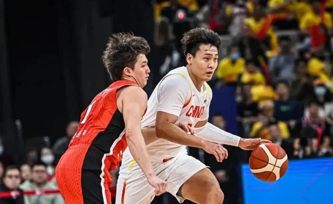 湖南男篮全员爆发，主场比赛助力赢得胜利