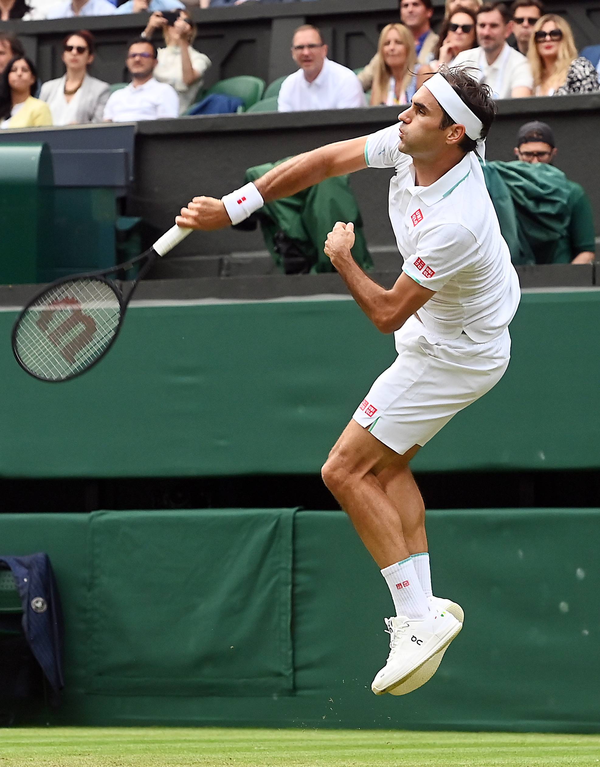 关于澳大利亚网球队绝杀美国网球队，费德勒高光表现的信息