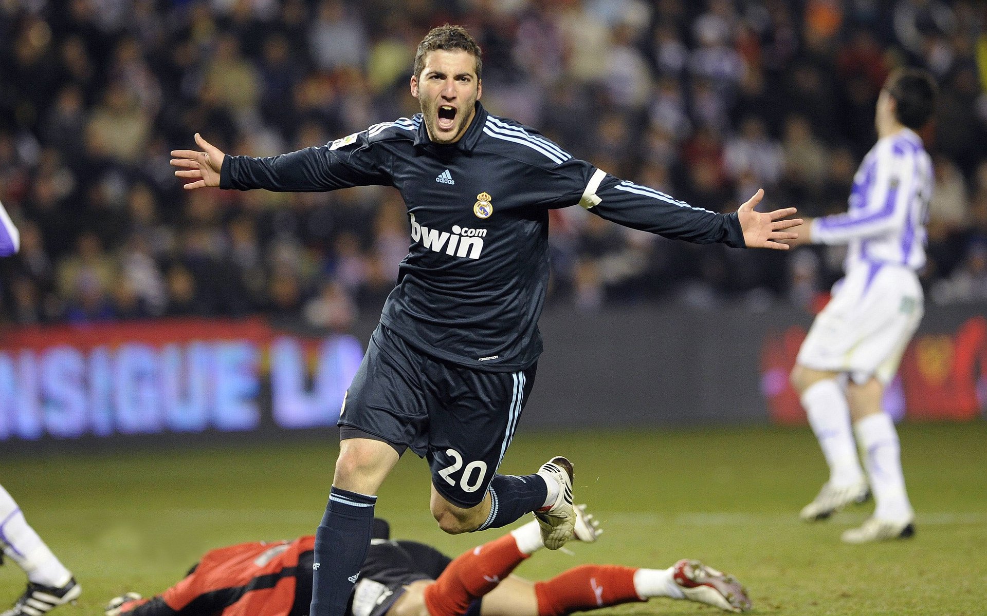 开云体育APP下载-当奇迹照进现实,韩国打穿巴西的启示与迪巴拉在西甲国家德比的王者时刻