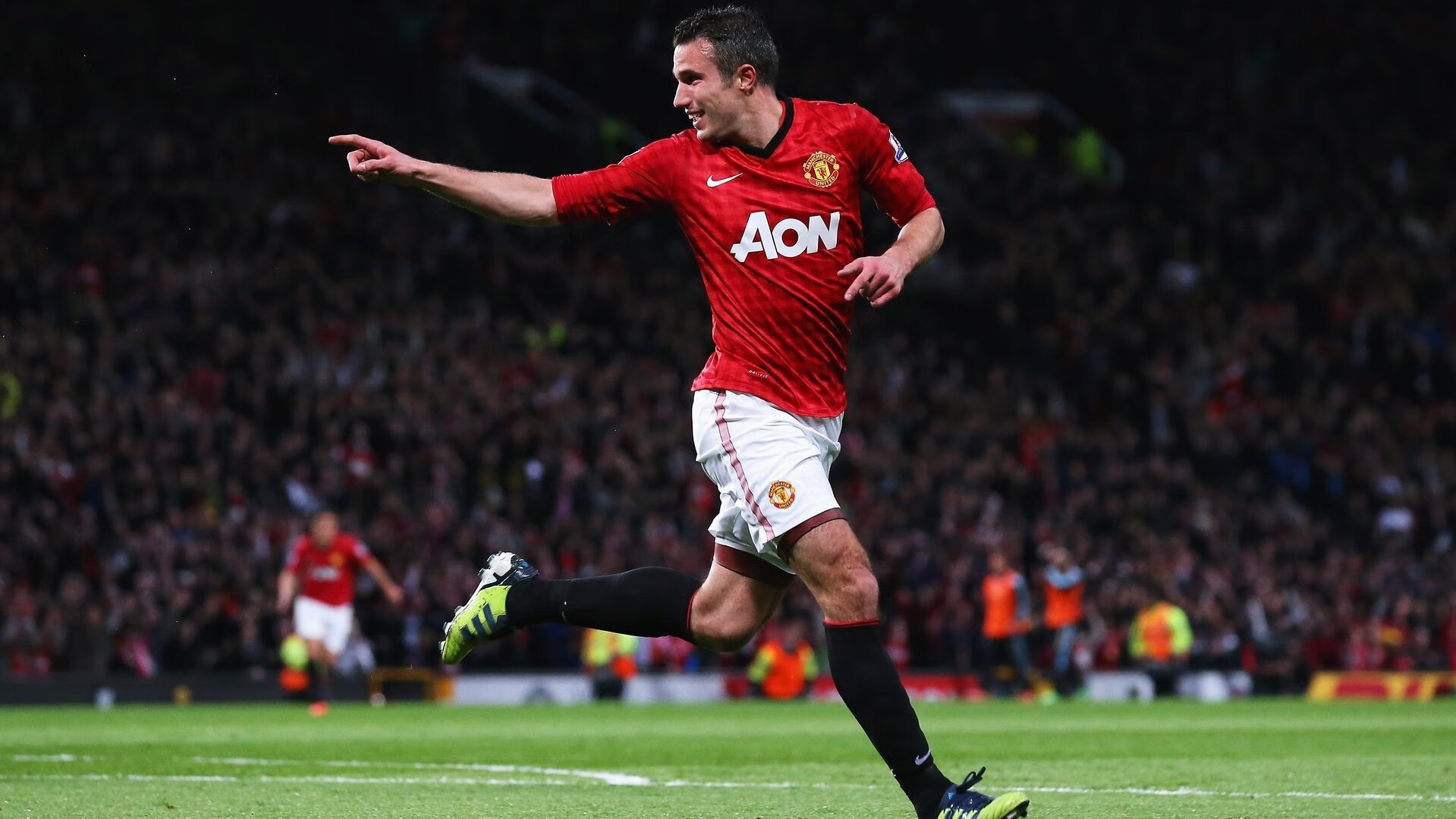 赛道上的红与红,红牛车队轻取法拉利,佩雷兹惊艳四座